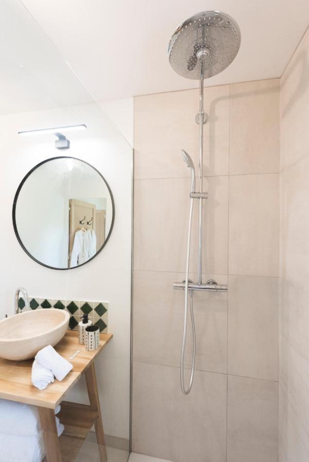 La Petite Ruche, 1 Bedroom Gite In The Luberon Apt Dış mekan fotoğraf