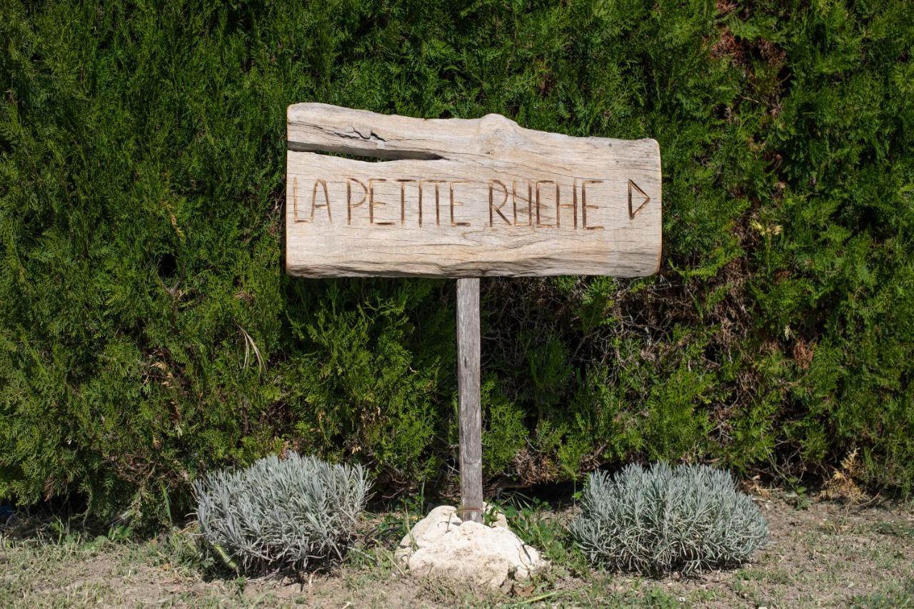 La Petite Ruche, 1 Bedroom Gite In The Luberon Apt Dış mekan fotoğraf